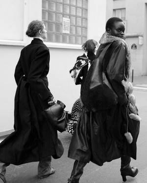 Athiec, Dana, Sarah, 2025 - © Joséphine Löchen