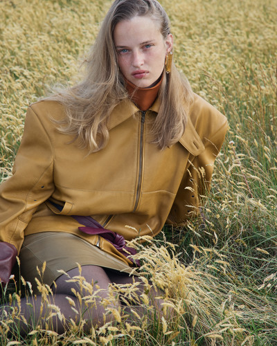 Harper&#8217;s Bazaar France - © Joséphine Löchen